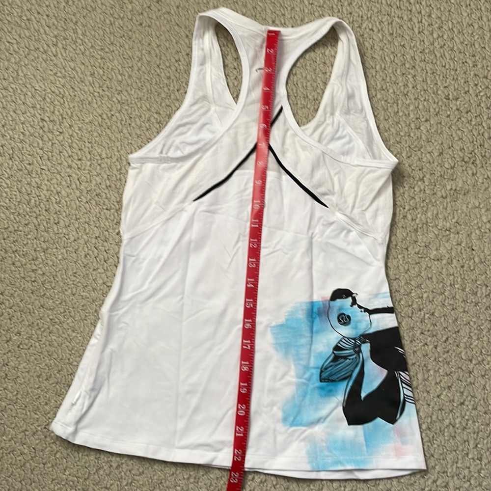 Lululemon racerback tank 6 - Picture 9 of 9